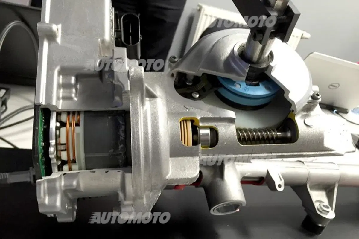 Servosterzo elettrico: stesso risultato, diverse tecnologie (12)