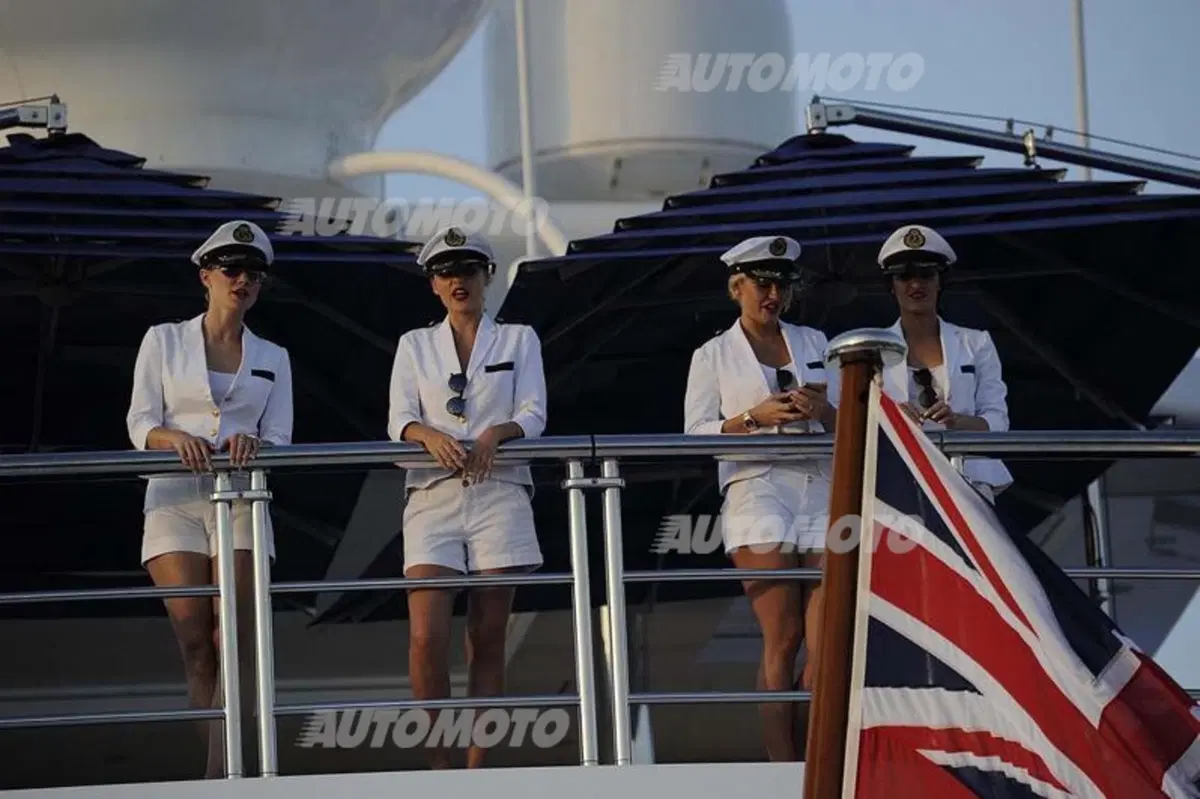 F1, Gp Abu Dhabi 2015, FP3: Rosberg davanti a tutti (35)