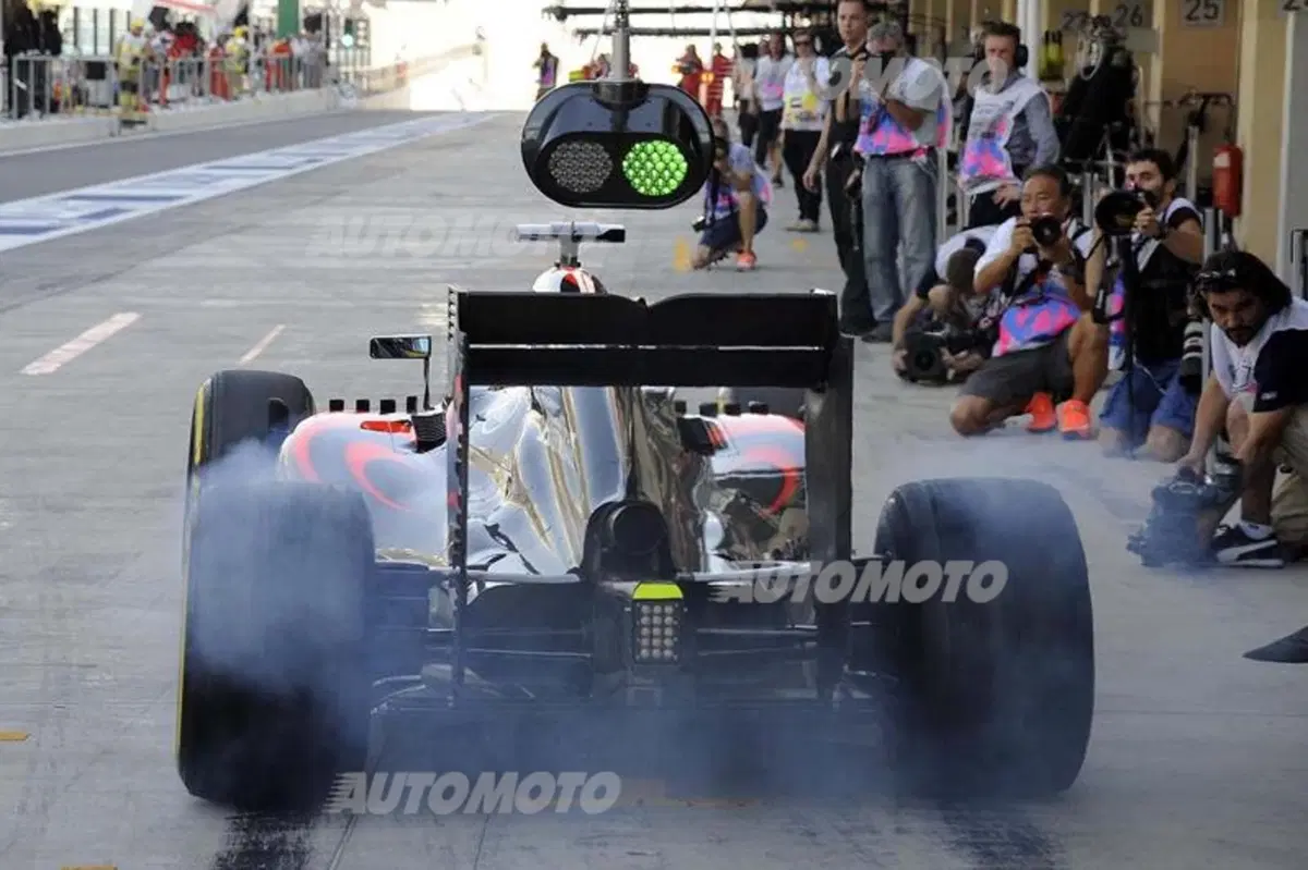 F1, Gp Abu Dhabi 2015, FP3: Rosberg davanti a tutti (57)