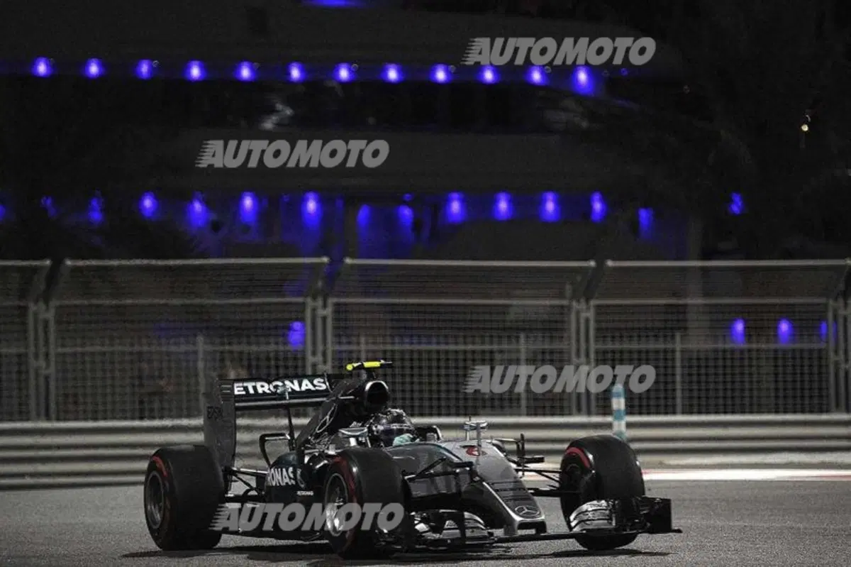 F1, Gp Abu Dhabi 2015: Arrivabene alla riscossa, noleggio e kebab à gogo (49)