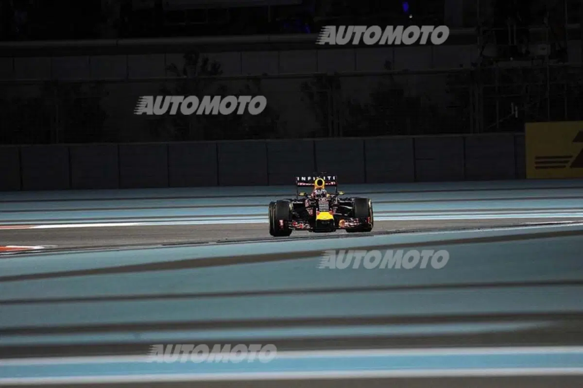 F1, Gp Abu Dhabi 2015: Arrivabene alla riscossa, noleggio e kebab à gogo (53)