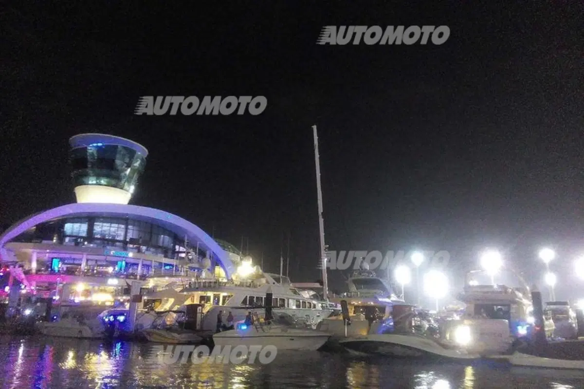 F1, Gp Abu Dhabi 2015: Arrivabene alla riscossa, noleggio e kebab à gogo (56)