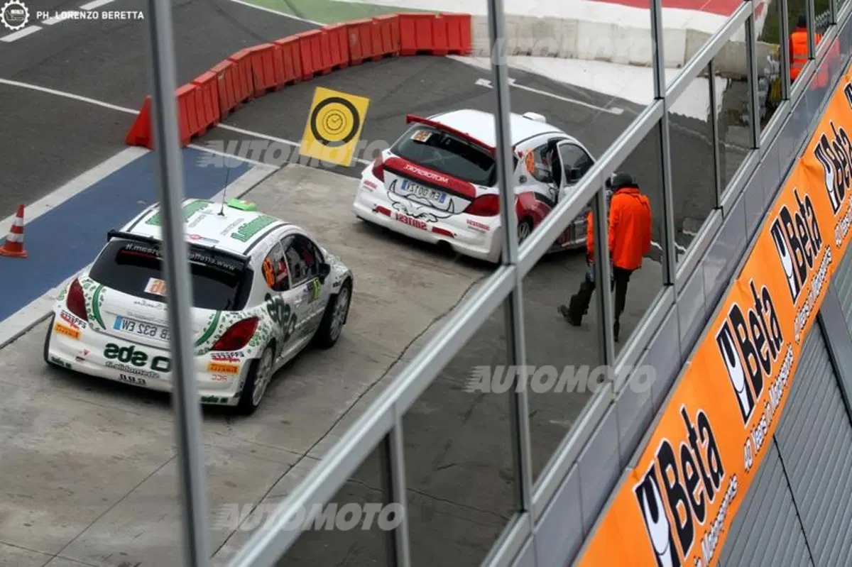 Rally di Monza 2015, Day 2: Valentino Rossi al comando