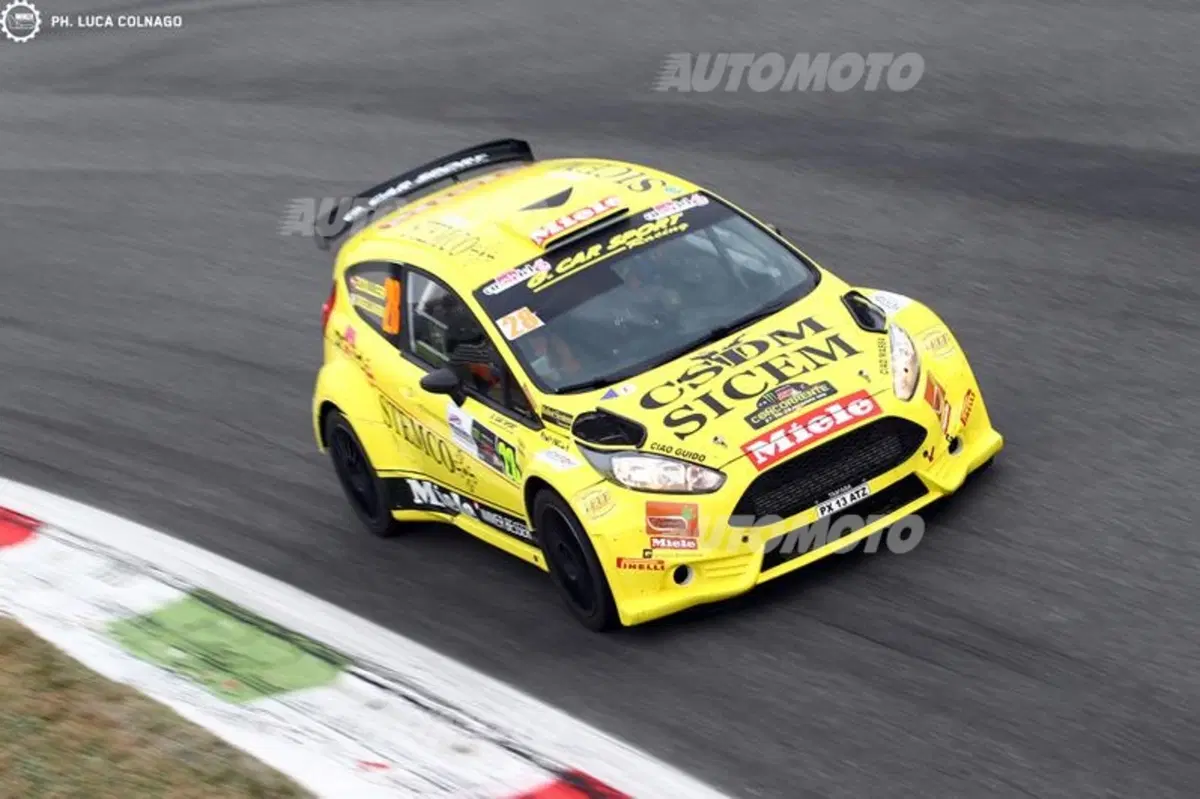 Rally di Monza 2015, Day 2: Valentino Rossi al comando (9)