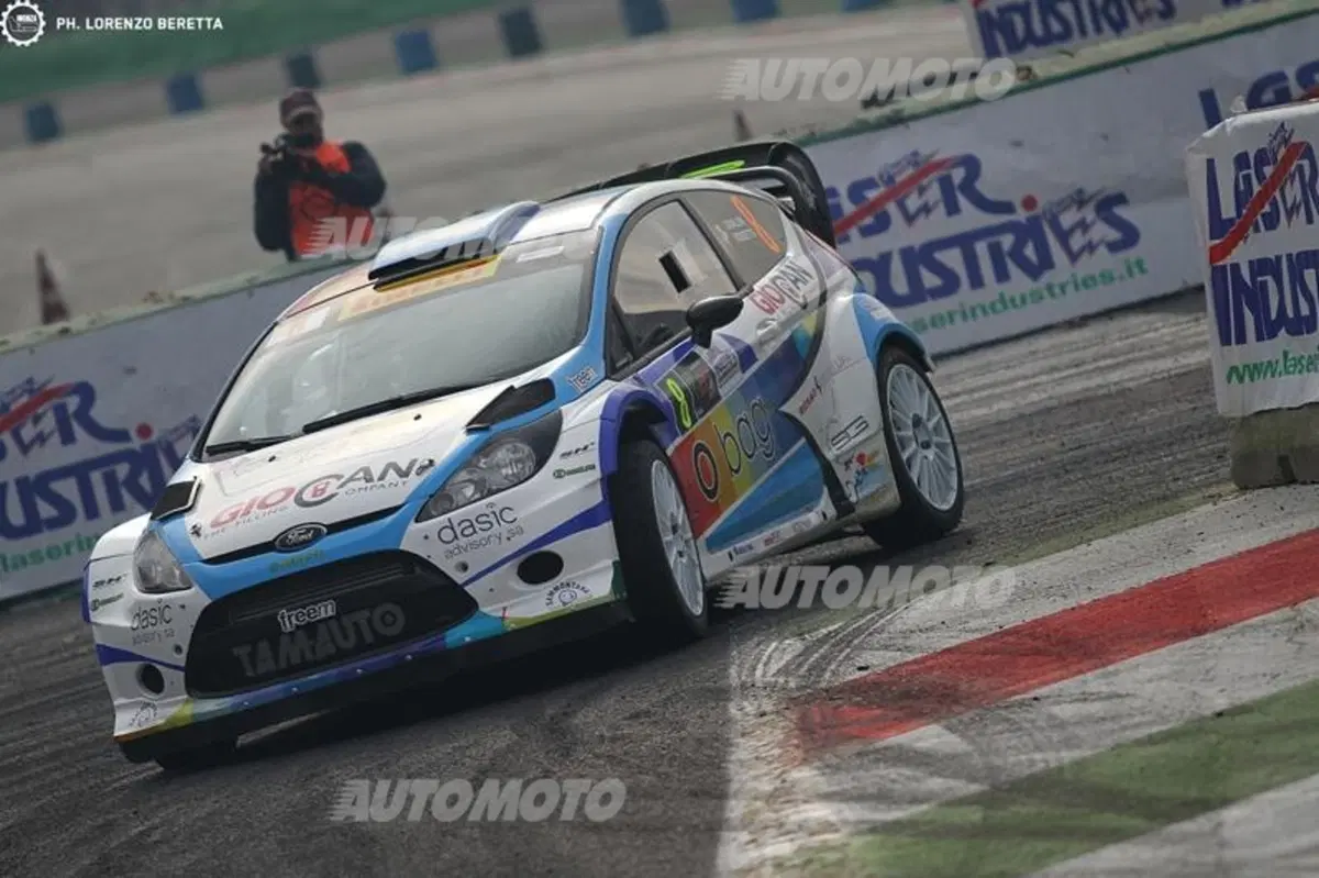 Rally di Monza 2015, Day 2: Valentino Rossi al comando (17)
