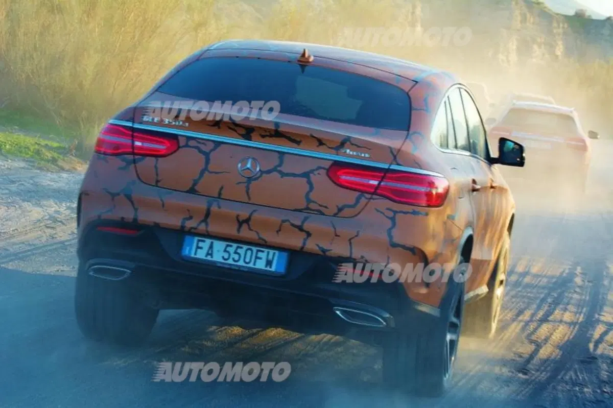 Mercedes GLA, GLC, GLE Coupé (39)