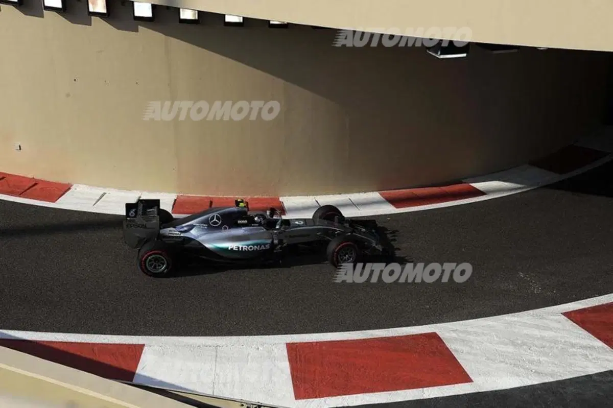 F1, GP Abu Dhabi 2015: le foto più belle (27)