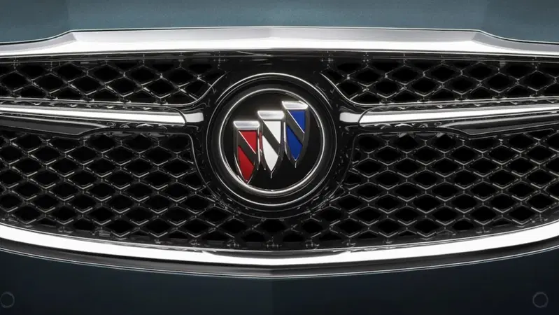 Buick m.y. 2019: via il nome resta il logo