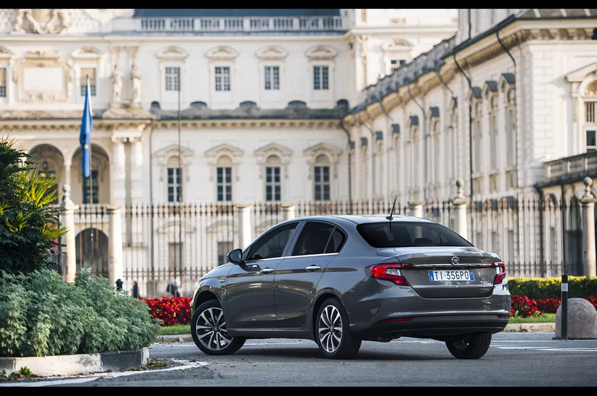 Nuova Fiat Tipo, porte aperte il 5 e 6 dicembre (5)