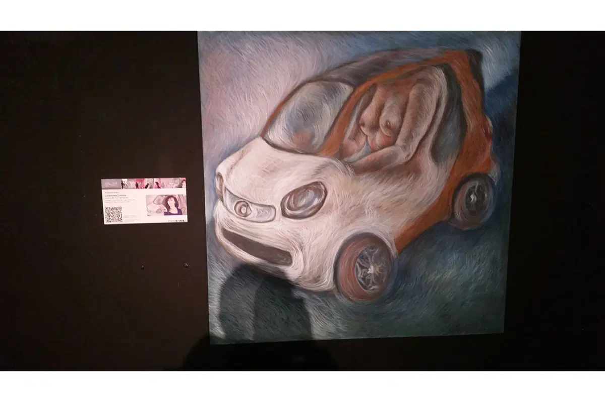 smart, autoRitratti: ecco la sua prima collezione d'arte (5)