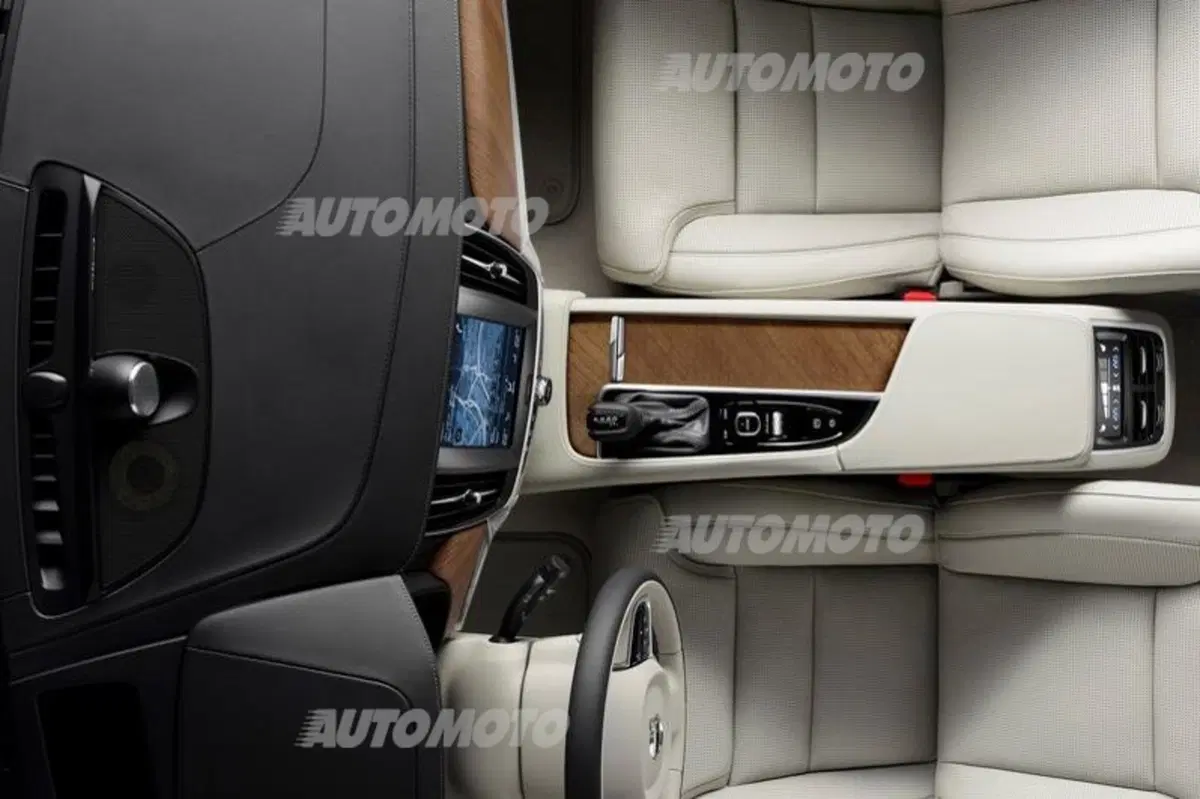 Volvo S90, ecco la nuova ammiraglia di Goteborg (5)