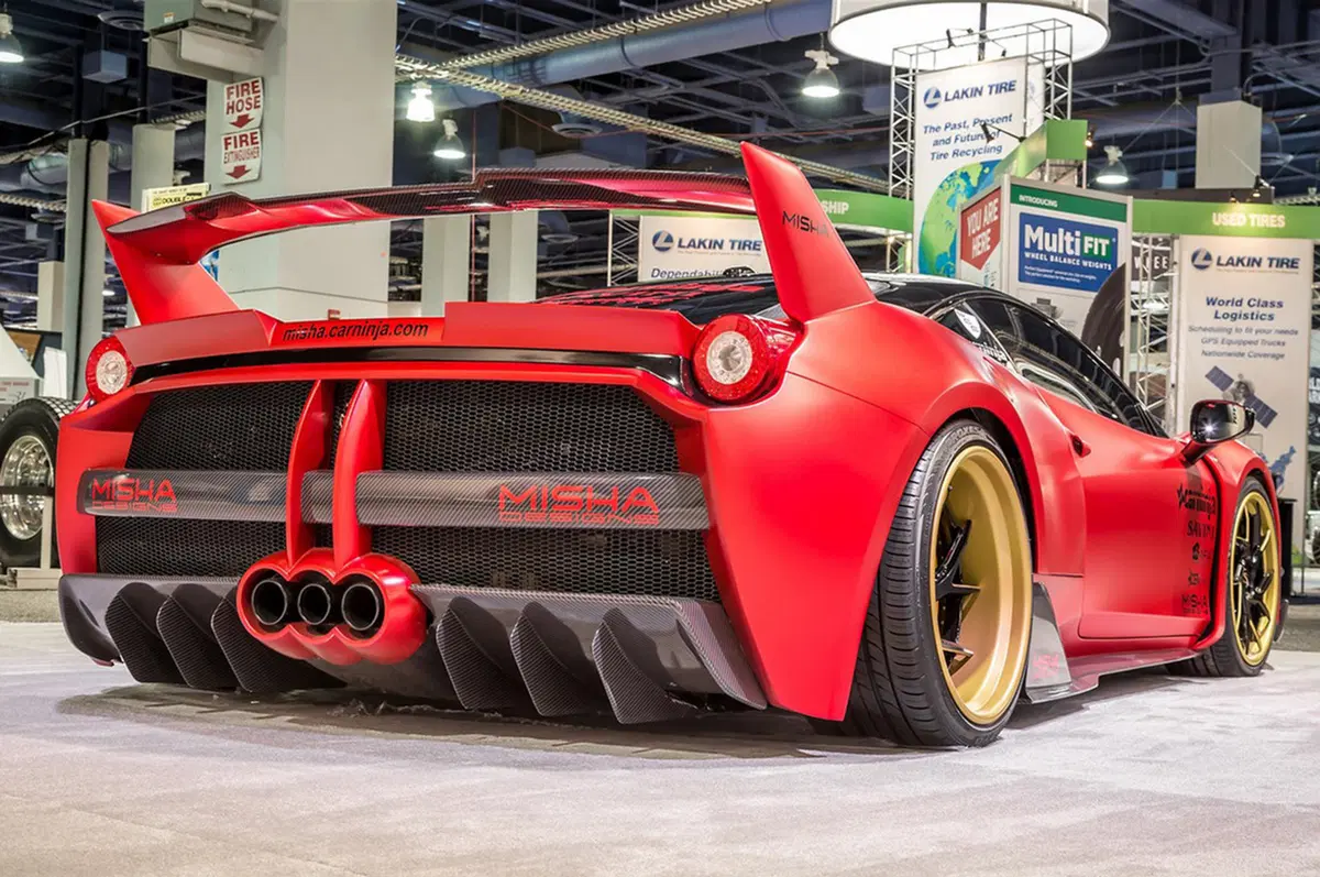 Ferrari 458 Italia: mai così aggressiva