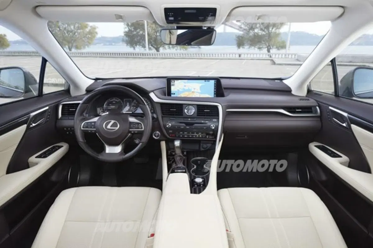 Hatta-san: «Lexus? Nessun piano per il diesel. Solo per l'ibrido» (10)