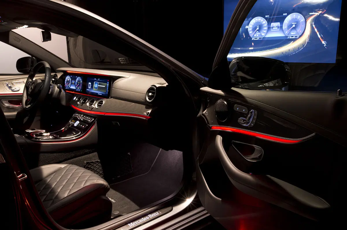 Nuova Mercedes Classe E: interni in salsa Classe S (18)