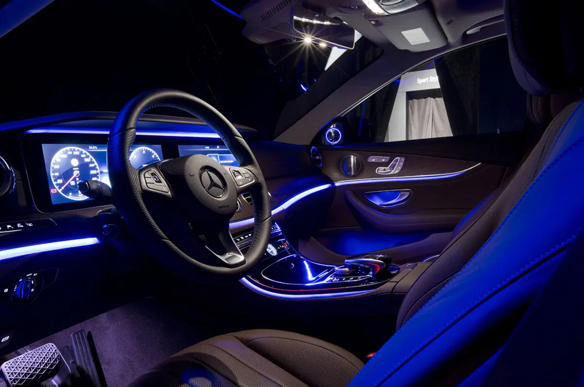 Nuova Mercedes Classe E: interni in salsa Classe S (19)