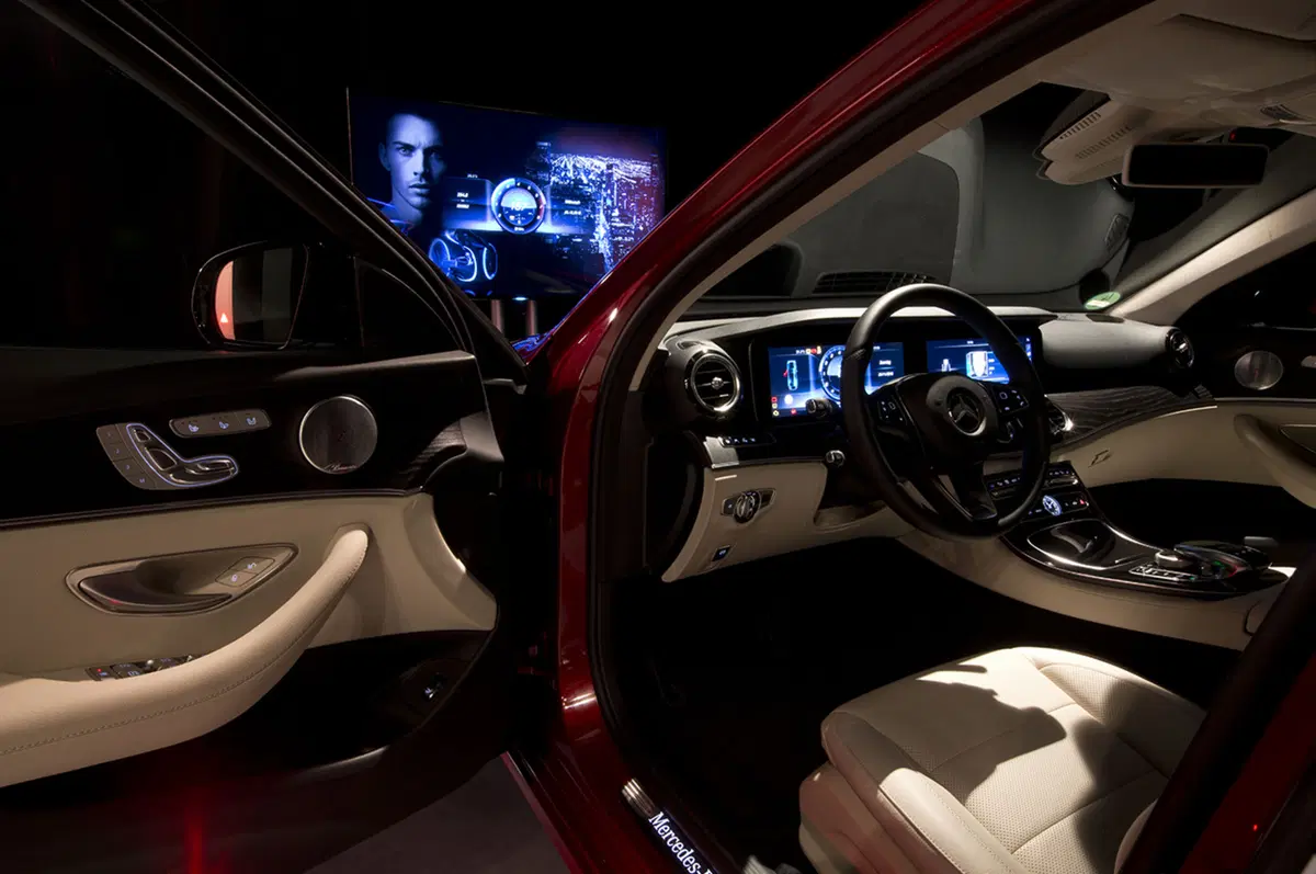 Nuova Mercedes Classe E: interni in salsa Classe S (22)