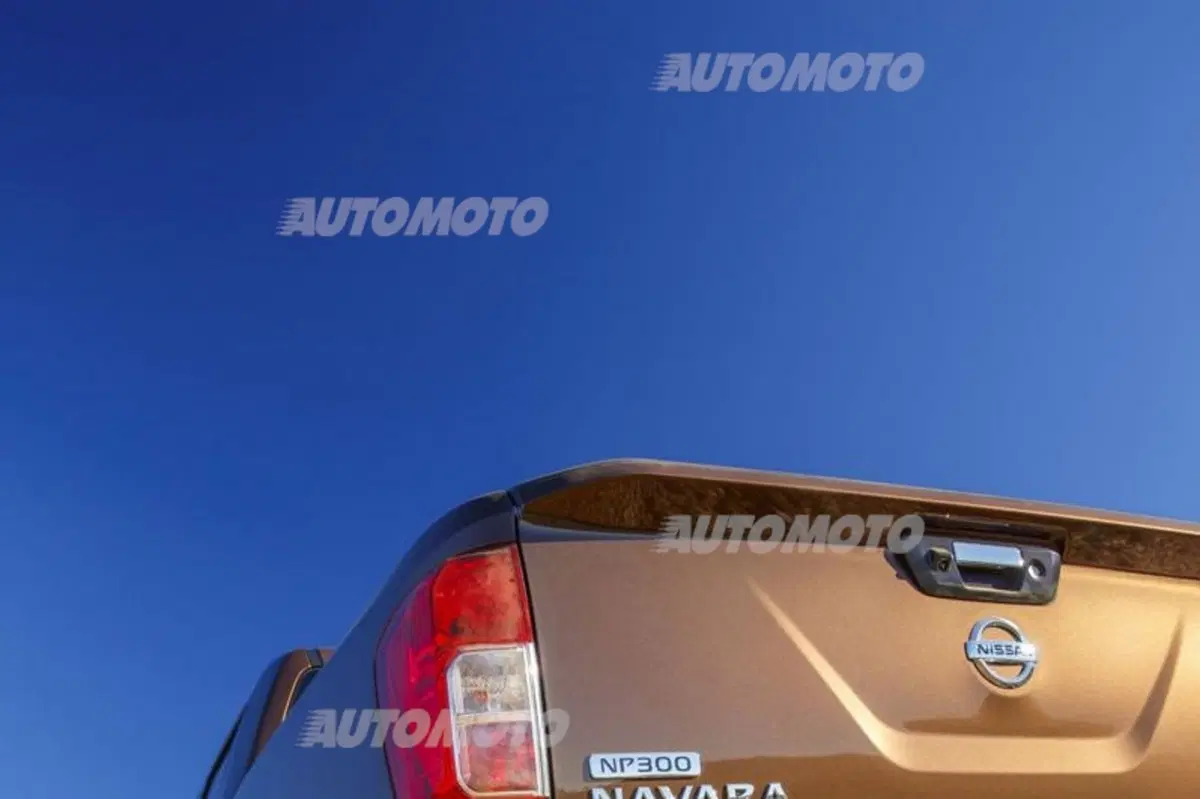 Nissan Navara NP300 (6)