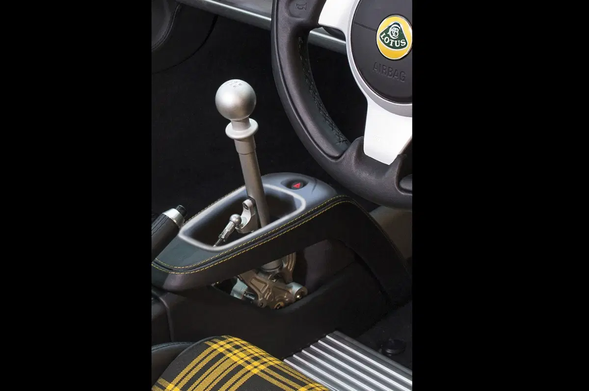 Lotus Exige Sport 350: più leggera e più scattante (5)
