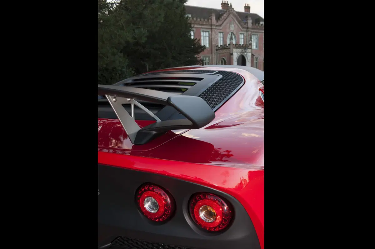 Lotus Exige Sport 350: più leggera e più scattante (13)