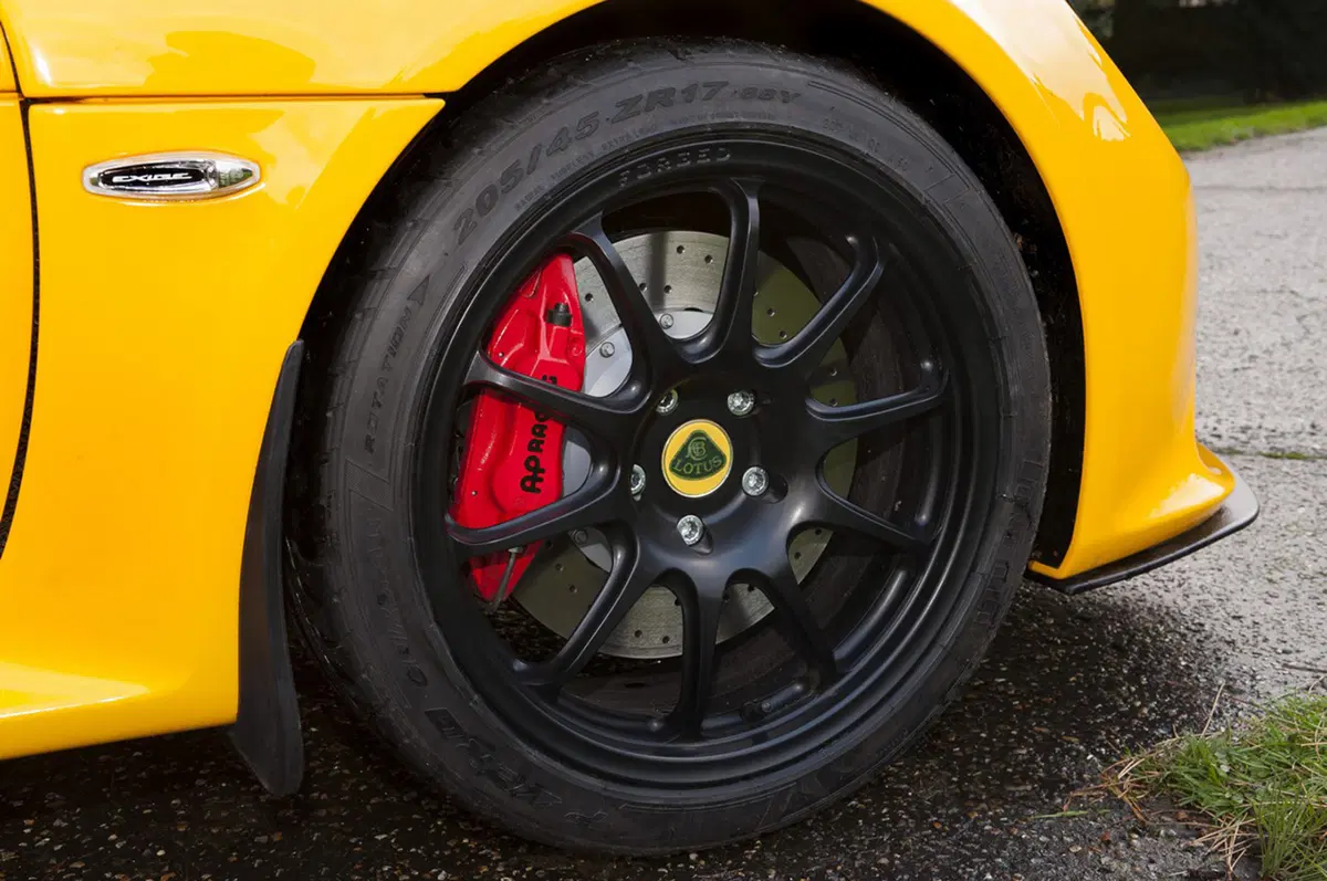 Lotus Exige Sport 350: più leggera e più scattante (22)