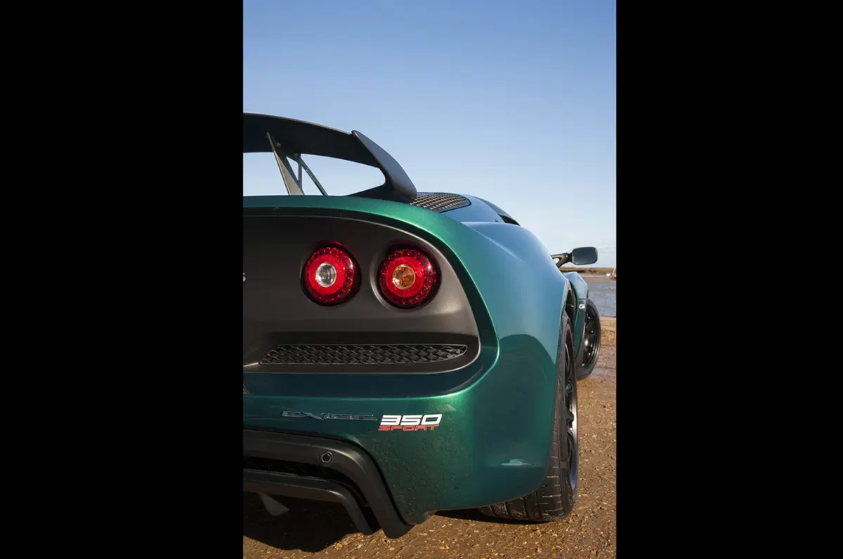 Lotus Exige Sport 350: più leggera e più scattante (31)
