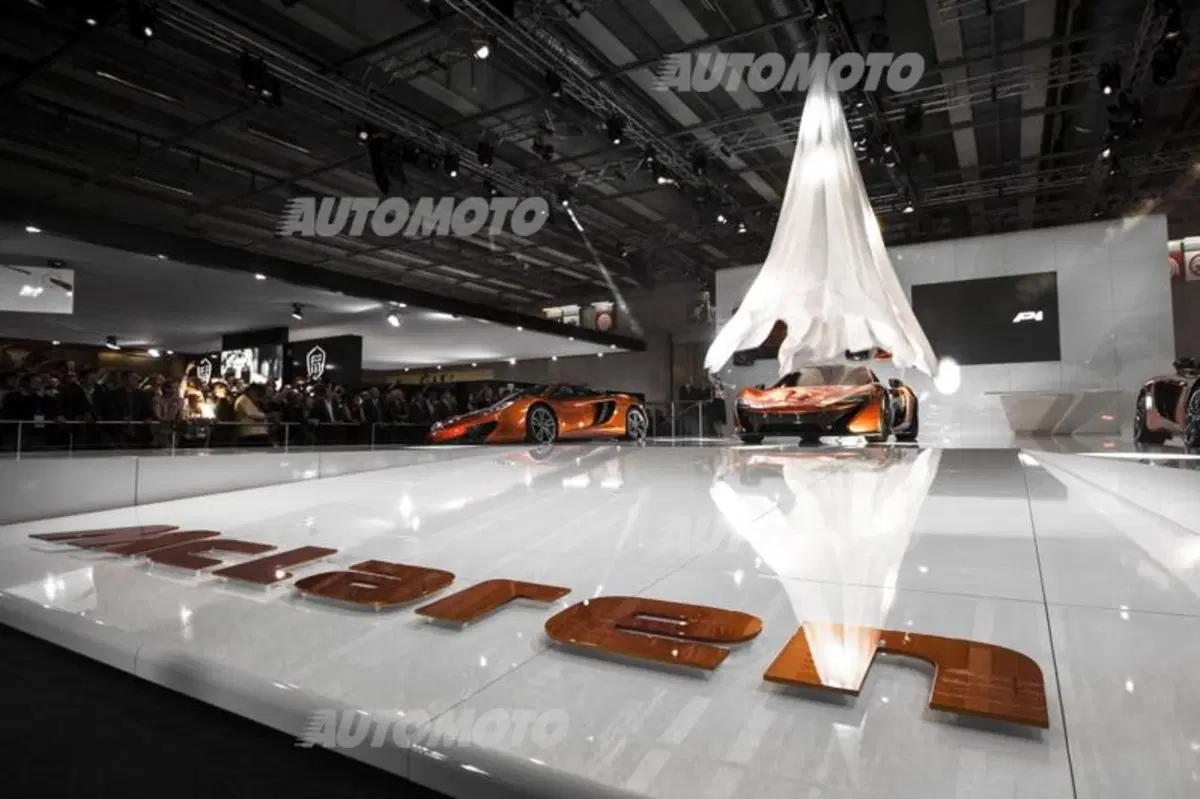 McLaren P1, fine della corsa. Termina la produzione della hypercar di Woking (6)