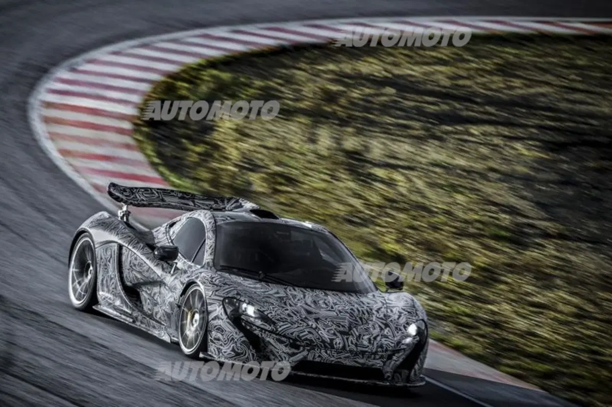 McLaren P1, fine della corsa. Termina la produzione della hypercar di Woking (14)