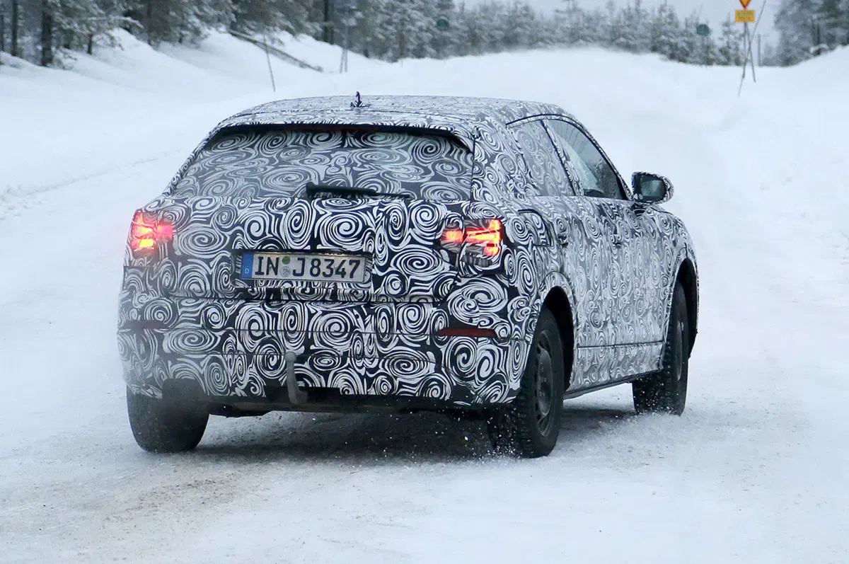 Audi Q2: il piccolo SUV di lusso arriverà nel 2016 (7)