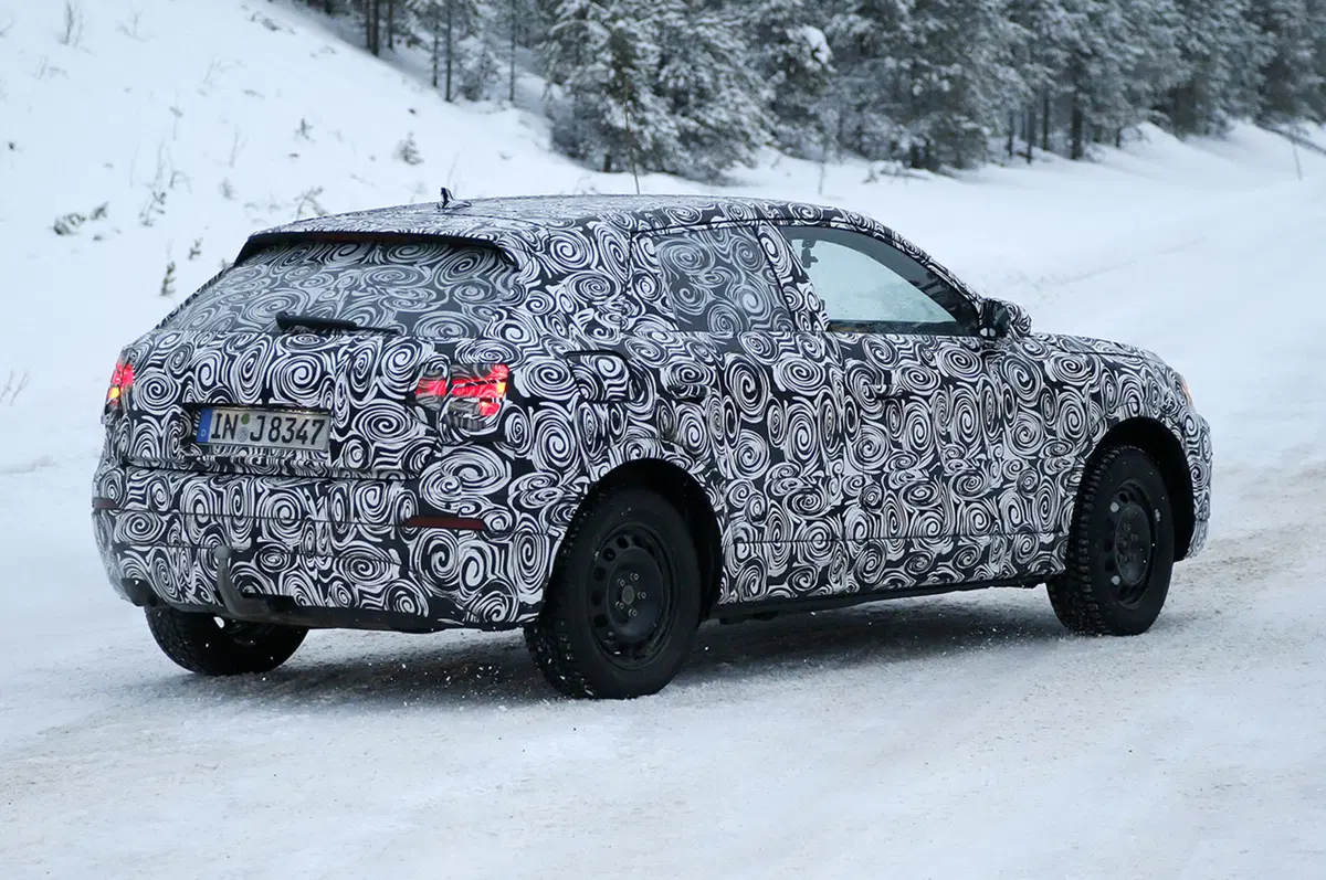 Audi Q2: il piccolo SUV di lusso arriverà nel 2016 (10)