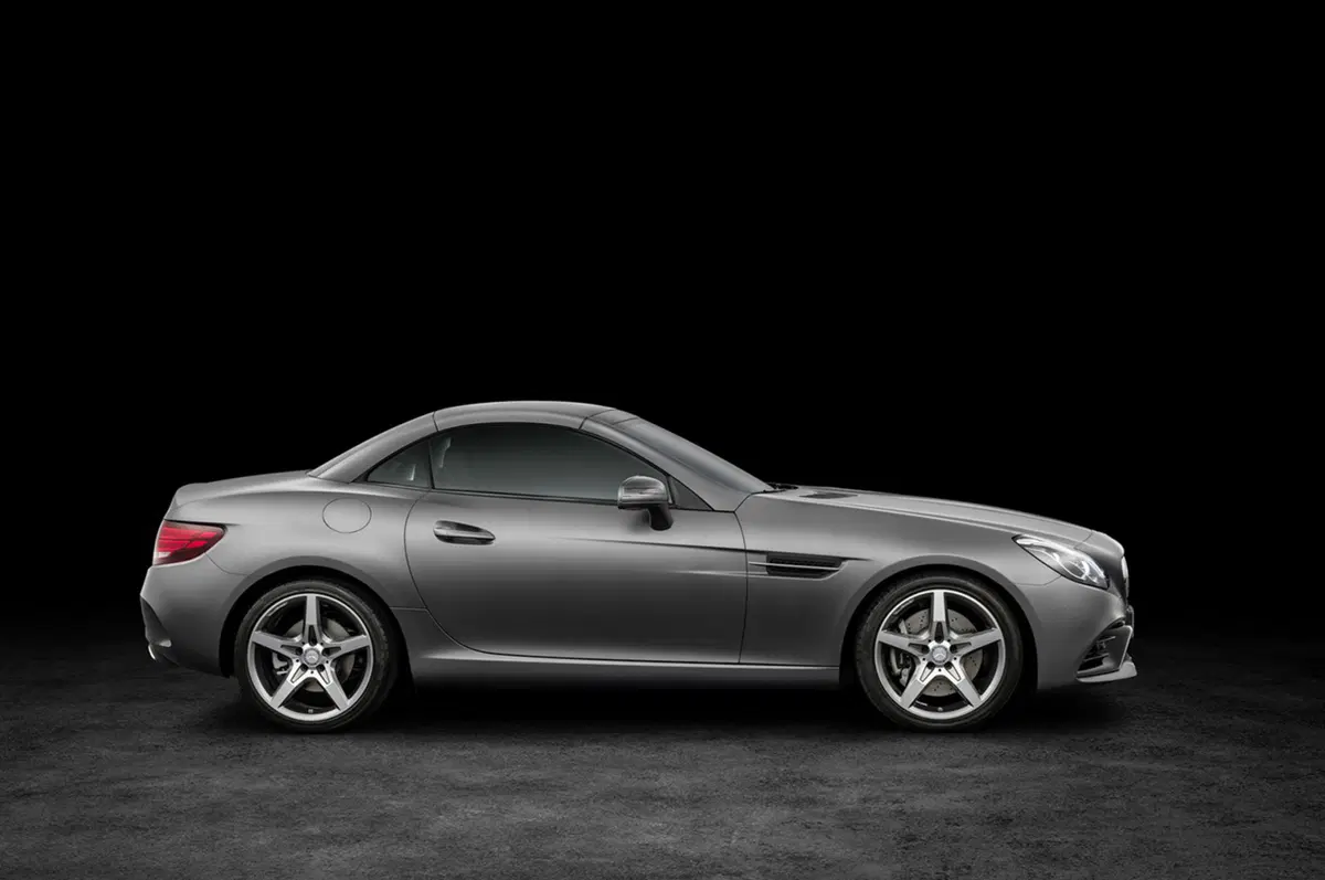 Mercedes SLC: ecco il restyling della SLK (12)