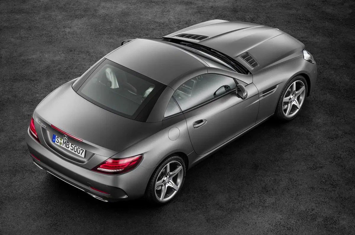 Mercedes SLC: ecco il restyling della SLK (13)