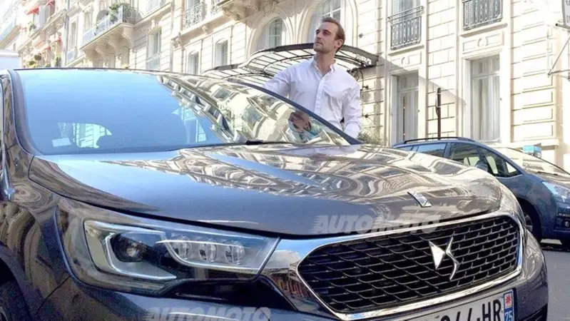 DS 4, quando un'auto d&agrave; origine a un thriller [Guarda gli episodi]