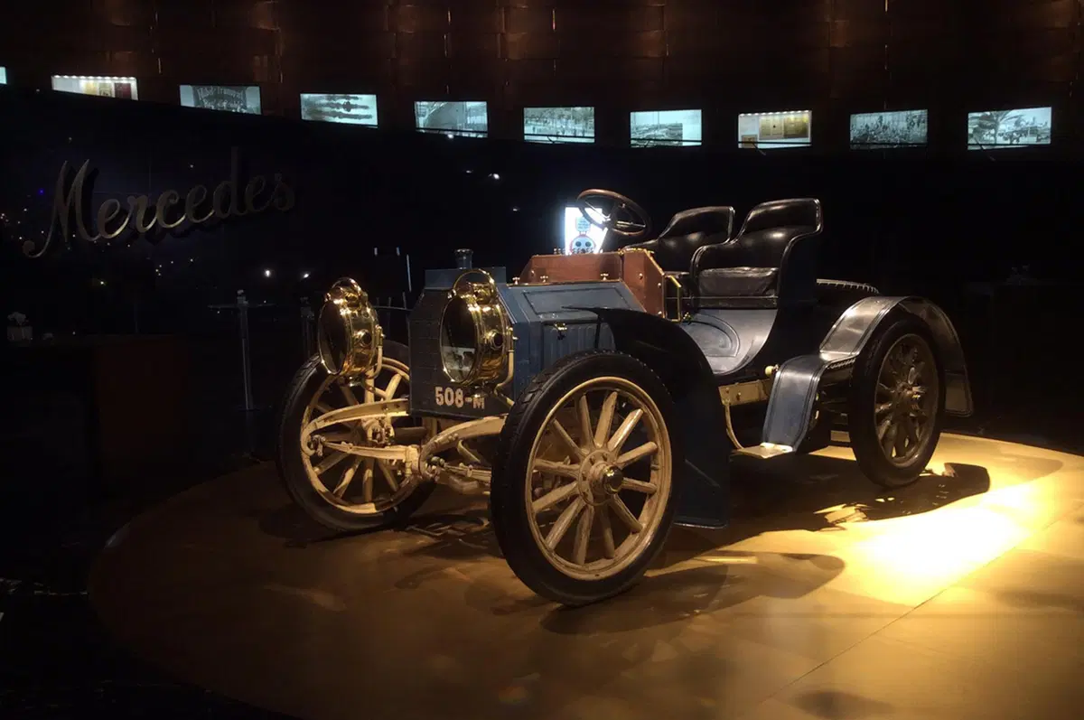 Mercedes, il Museo di Stoccarda si arricchisce della F1 di Hamilton