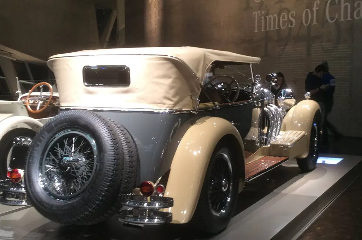 Mercedes, il Museo di Stoccarda si arricchisce della F1 di Hamilton (5)
