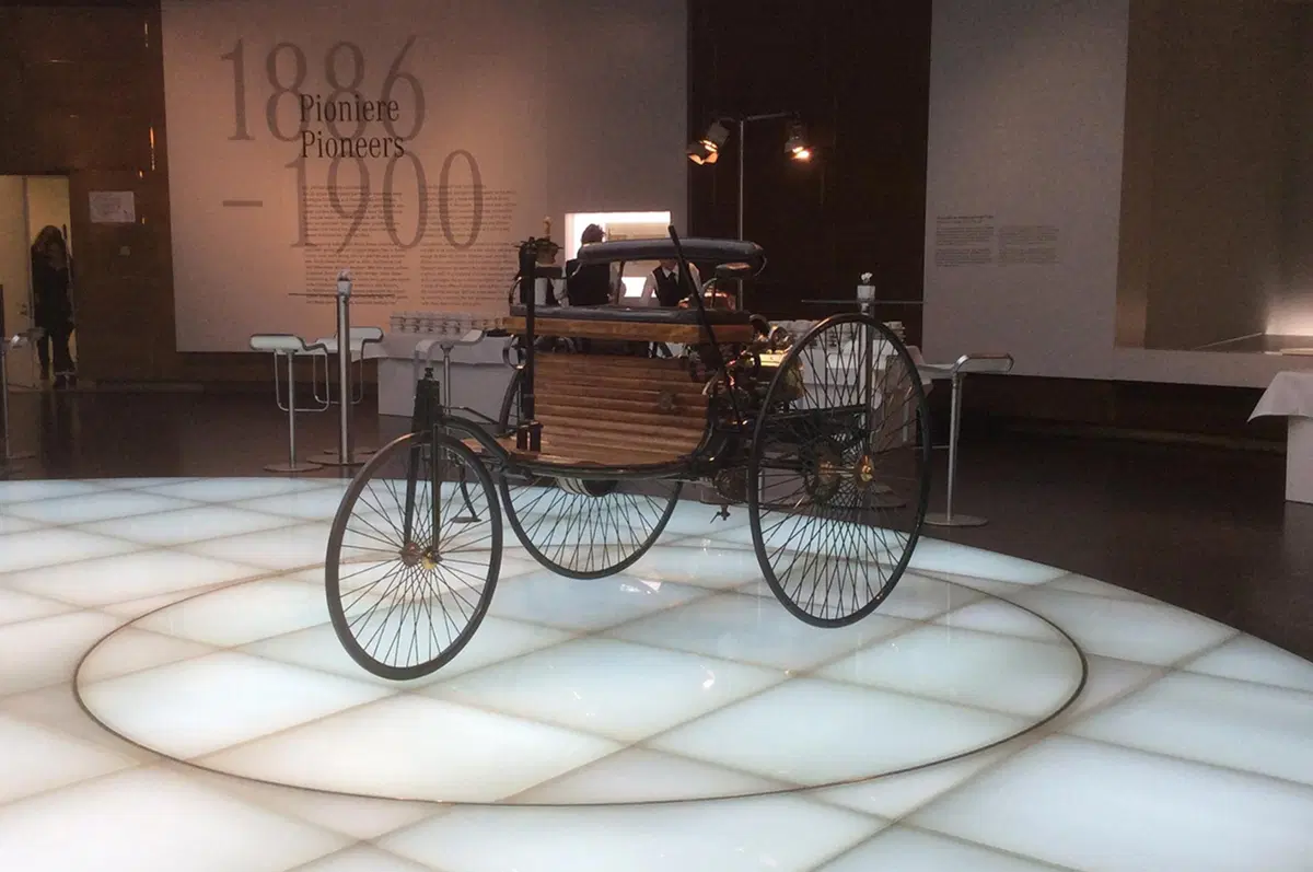 Mercedes, il Museo di Stoccarda si arricchisce della F1 di Hamilton (23)