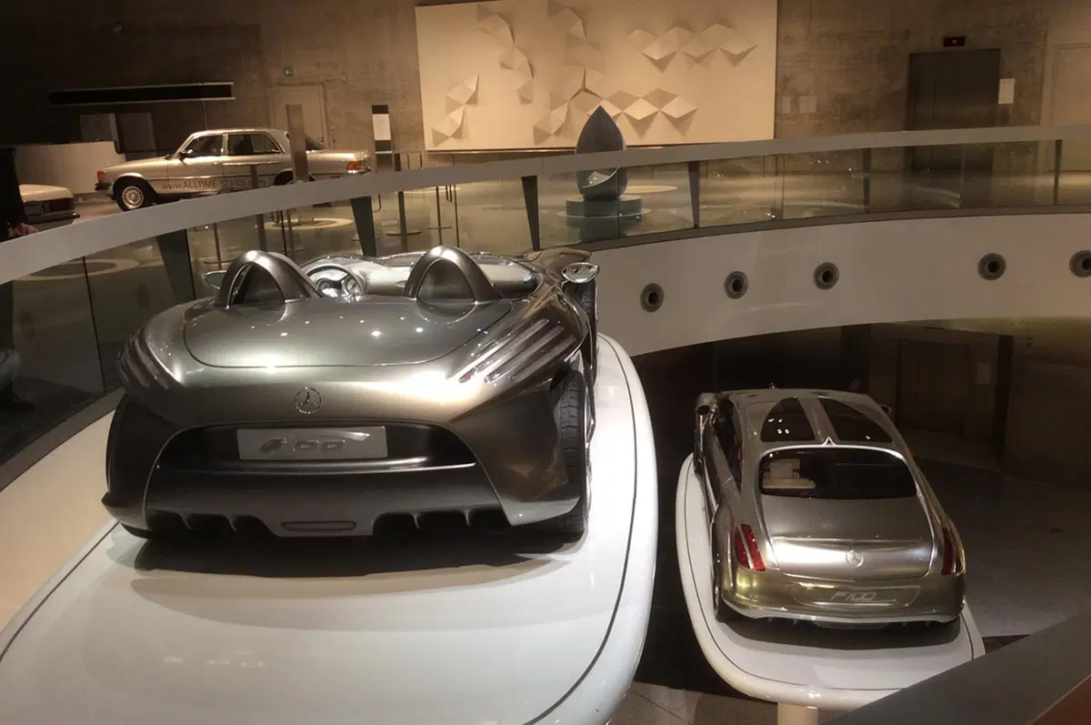 Mercedes, il Museo di Stoccarda si arricchisce della F1 di Hamilton (33)