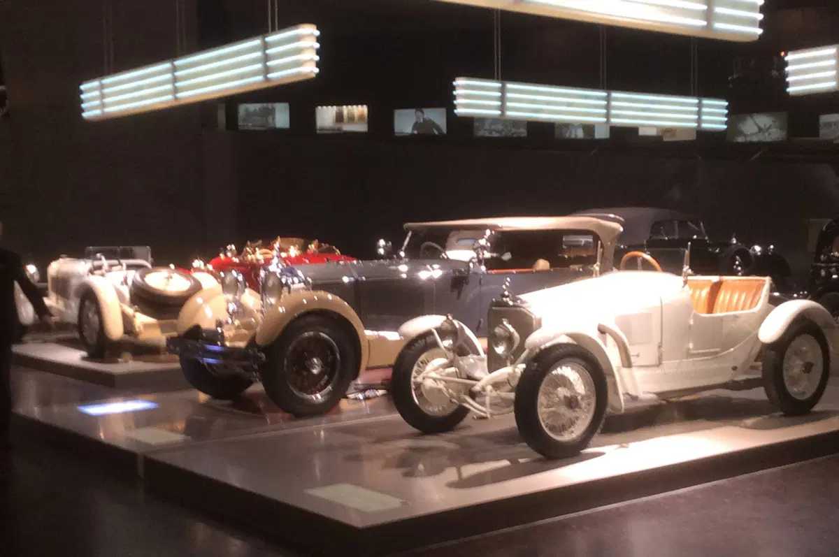 Mercedes, il Museo di Stoccarda si arricchisce della F1 di Hamilton (38)