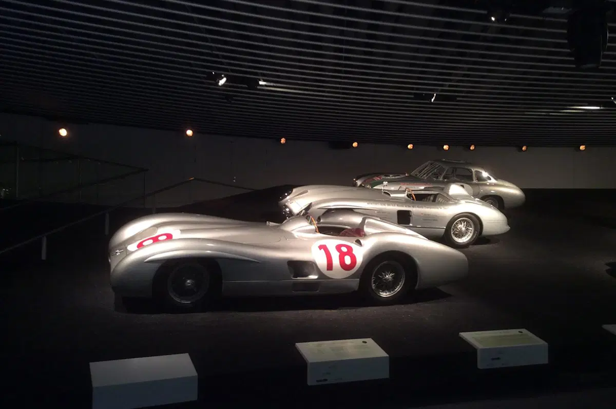 Mercedes, il Museo di Stoccarda si arricchisce della F1 di Hamilton (39)