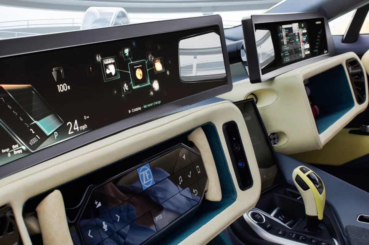 Rinspeed Etos: una BMW i8 a guida autonoma e... Full HD! (14)