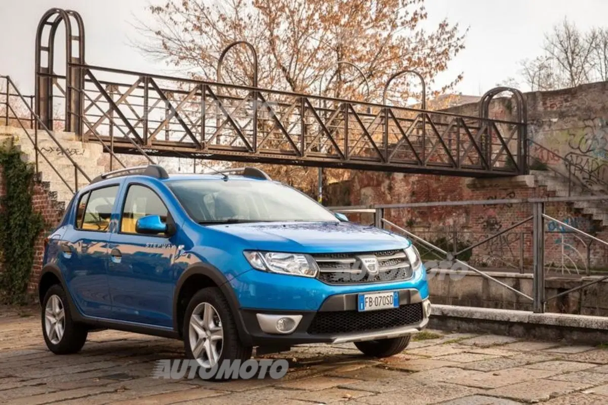 Dacia Sandero Stepway Turbo GPL (8)