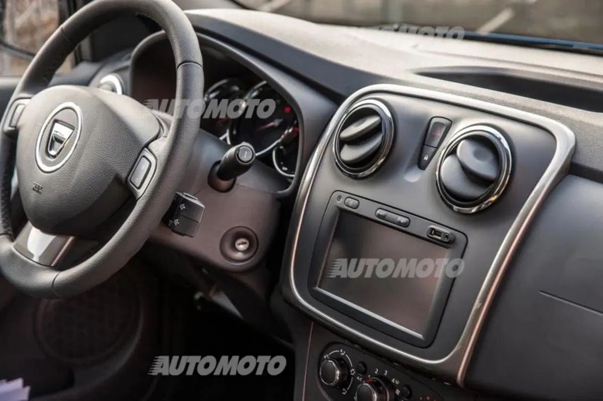 Dacia Sandero Stepway Turbo GPL (9)