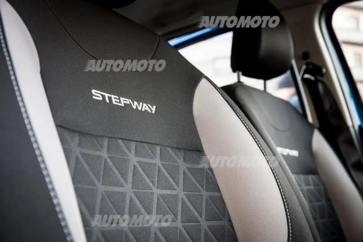 Dacia Sandero Stepway Turbo GPL (10)