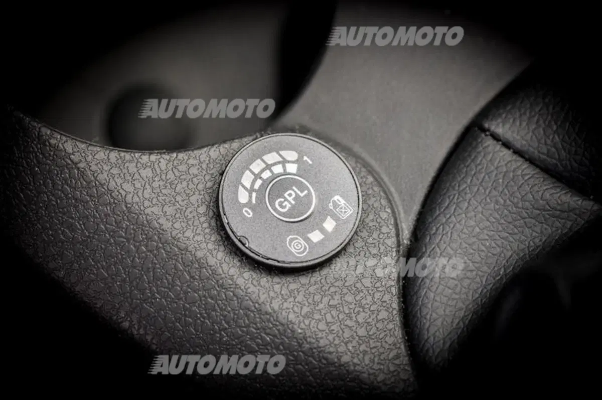 Dacia Sandero Stepway Turbo GPL (11)