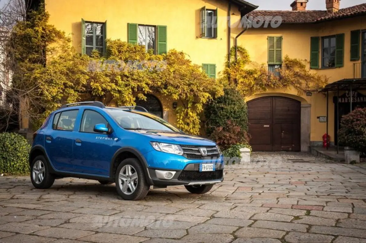 Dacia Sandero Stepway Turbo GPL (14)