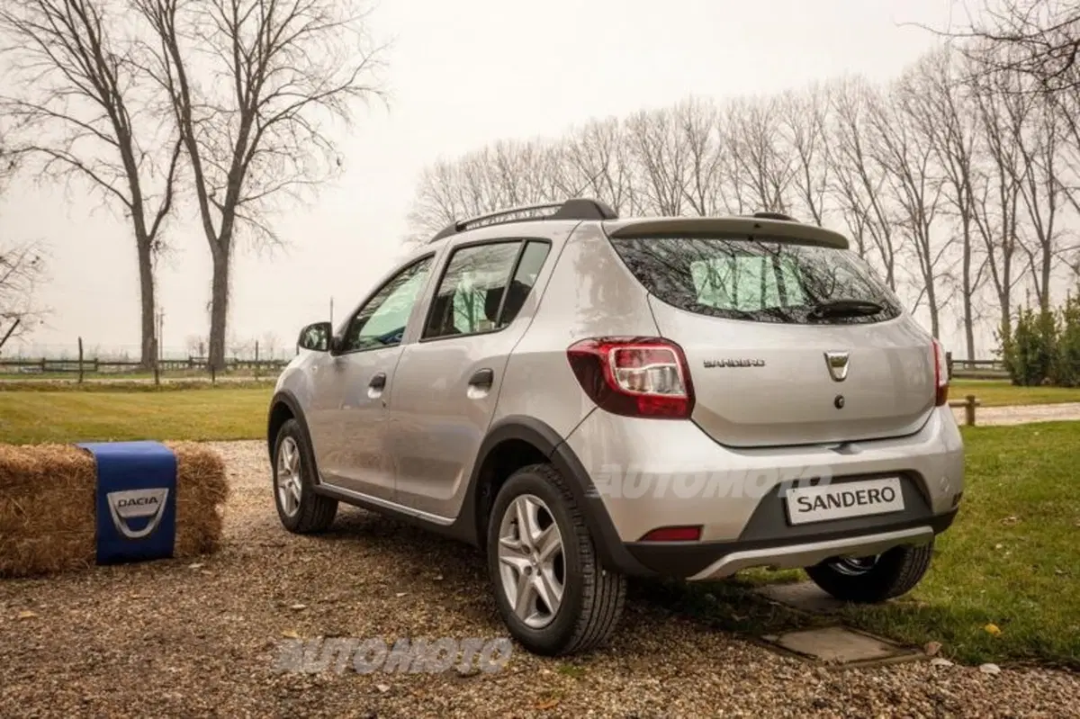 Dacia Sandero Stepway Turbo GPL (27)