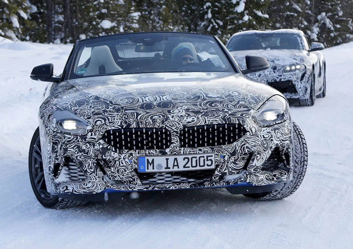 BMW Z4 Spyder. Sempre pi&ugrave; vicini all'uscita
