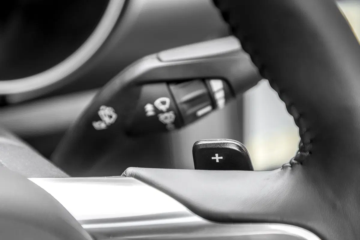 Ford Mustang 2018 restyling: cambio automatico a 10 marce, nuovo look e motori da 290 e 450 cv [Vide (22)