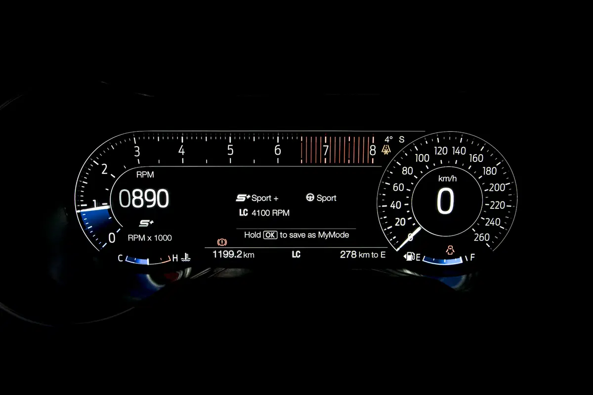 Ford Mustang 2018 restyling: cambio automatico a 10 marce, nuovo look e motori da 290 e 450 cv [Vide (41)