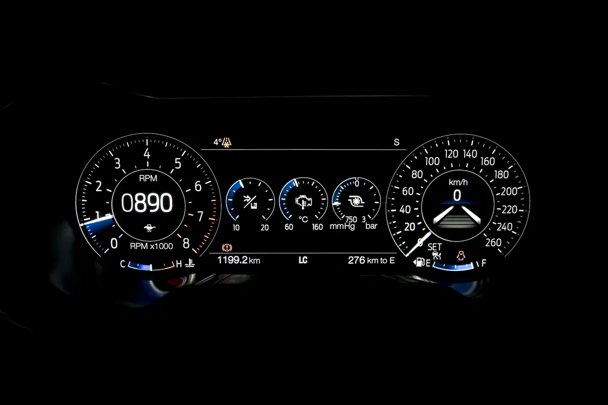 Ford Mustang 2018 restyling: cambio automatico a 10 marce, nuovo look e motori da 290 e 450 cv [Vide (44)