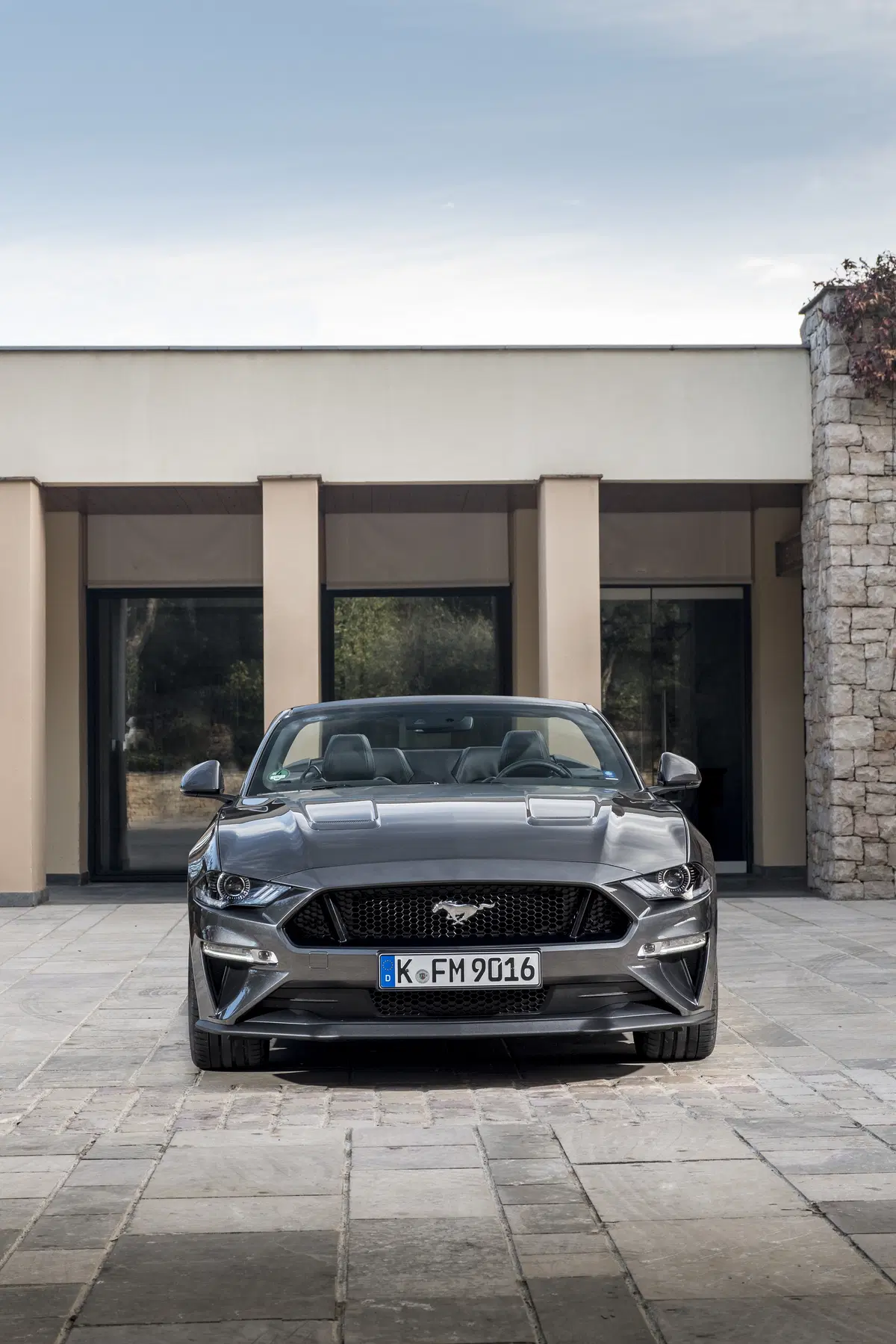 Ford Mustang 2018 restyling: cambio automatico a 10 marce, nuovo look e motori da 290 e 450 cv [Vide (45)